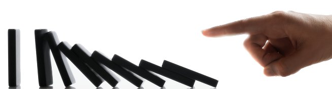 domino effect Après Megaupload, le déluge : hécatombe chez les services de partage de fichiers