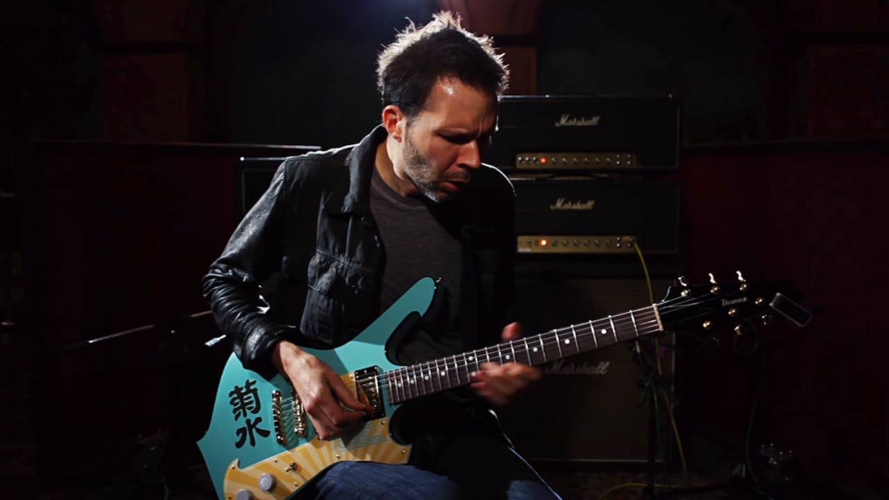 Paul Gilbert photo