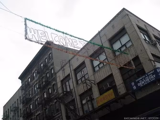 New York City : 5th Avenue, Rockefeller Center, St Patrick's Cathedral, Flatiron Building, Madison Square Park, Shake Shack's, Little Italy, Soho, Greenwich Village, Time Square photo 20