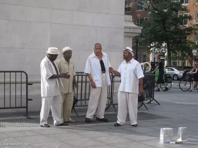 New York City : 5th Avenue, Rockefeller Center, St Patrick's Cathedral, Flatiron Building, Madison Square Park, Shake Shack's, Little Italy, Soho, Greenwich Village, Time Square photo 6