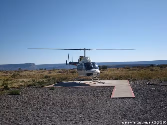 Excursion au Grand Canyon : en avion, hélicoptère et bateau photo 39