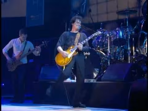 Jimmy Page and Robert Plant - Babe I'm Gonna Leave You (live in Paris 1998) photo