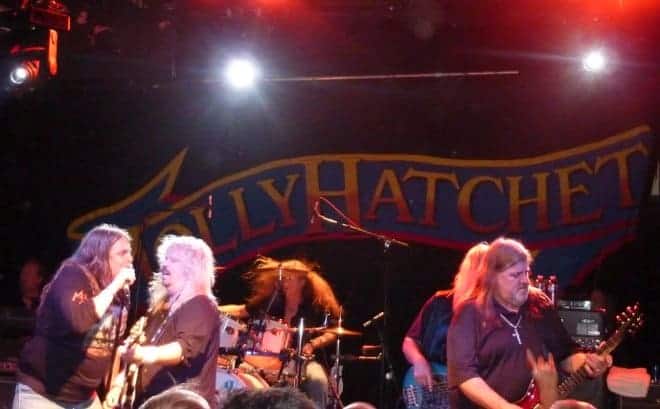 concert 20101202 molly hatchet