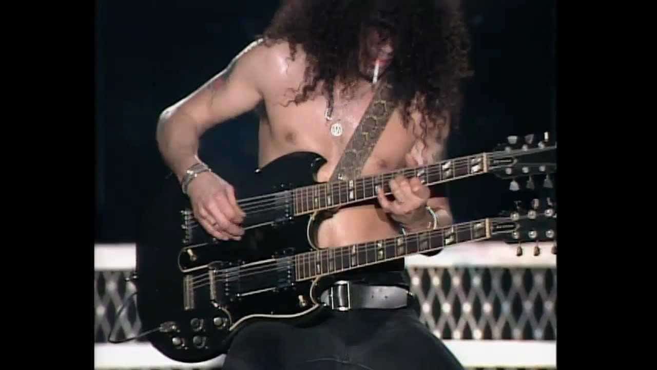 Guns N' Roses - Knocking On Heaven's Door (Live In Tokyo 1992) photo