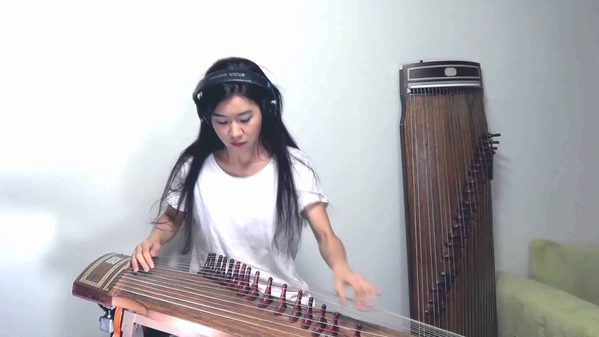 Luna Lee - Back in Black Gayageum 