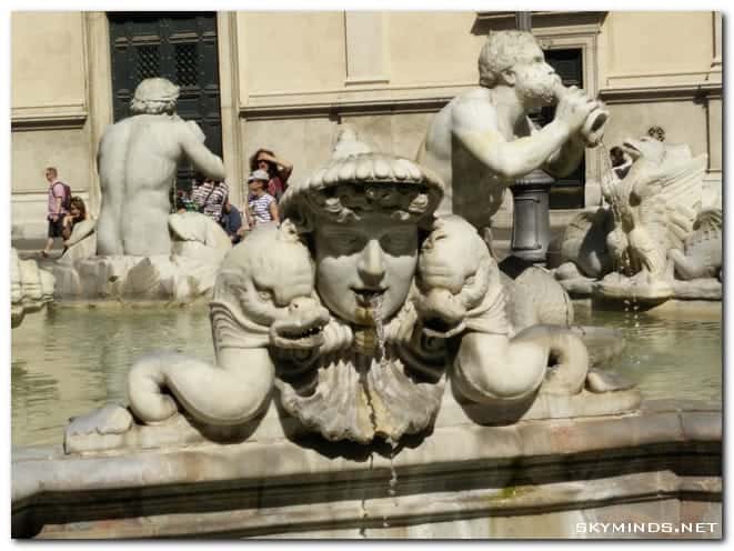 Détail de la fontaine Place Navone