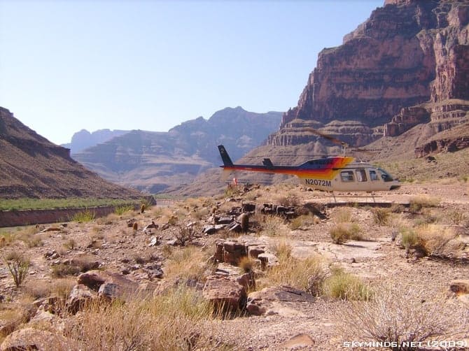 Excursion au Grand Canyon : en avion, hélicoptère et bateau photo 30